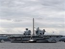 Britové spustili na moe novou letadlovou lo HMS Queen Elizabeth (26. ervna...