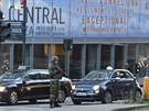 Budovu bruselského nádraí obklopili vojáci a policisté. (20.6. 2017)