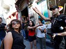 Turecká policie zasahovala v Istanbulu proti skupinám homosexuál a...