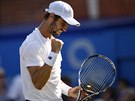 Australský tenista Jordan Thompson oslavuje vítzství nad Andym Murraym v...