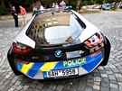 Policie R získala nový hybridní vz BMW i8 místo toho, který na konci kvtna...