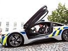 Policie �R z�skala nov� hybridn� v�z BMW i8 m�sto toho, kter� na konci kv�tna...