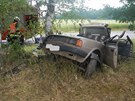 Sedmdes�tilet� mu� narazil u Sudom��ic u Bechyn� se �kodou 120 do stromu....