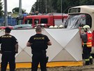 V ulici Na Petinch v Praze 6 se srazila tramvaj s autem (23.6.2017)