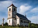 Zchátralý kostel ve Vrchní Orlici v Orlických horách se nyní otevírá jen...