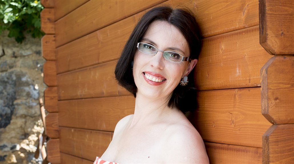 Jana Luhanová, koordinátorka a poradkyn� projekt� náhradní rodinné pé�e