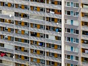 Okolní panelové domy jsou zabydlené, infrastruktura a vybavení na dobré úrovni....