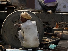 Recyklaní byznys pitom není ádnou ekonomickou popelkou, jakkoli vypadá...