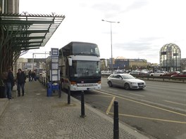 Fantova budova. Krásná secesní budova je dnes schovaná za runými...