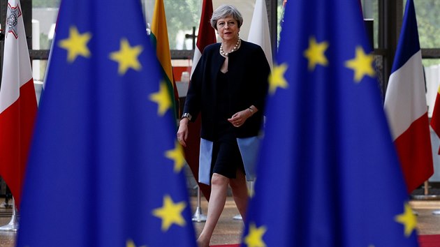 Britsk premirka Theresa Mayov na summitu EU v Bruselu. (22.6. 2017)