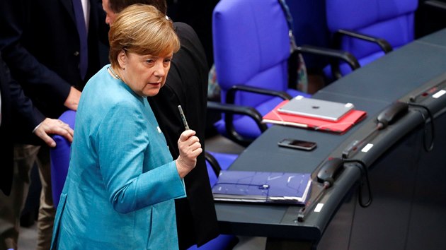 Angela Merkelov pi projevu k nmeckm poslancm (29. ervna 2017)