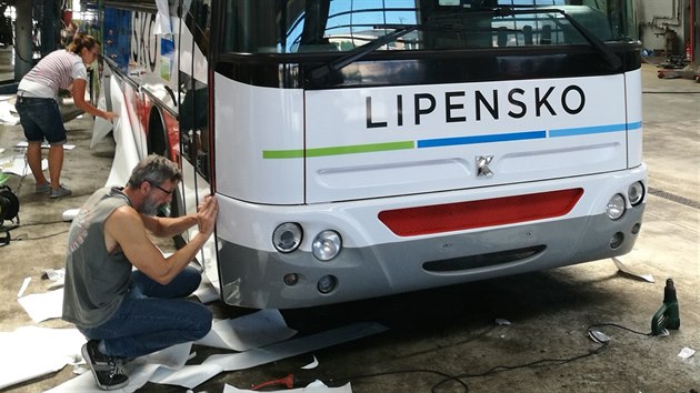 Na Lipensku budou vozit cyklisty speciln polepen autobusy.