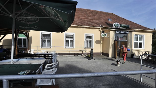 Hostinec v Sokolí na Třebíčsku byl po dlouhé pauze otevřen v roce 2000, kdy tady majitelé s přáteli oslavili silvestra. Staronovou hospodu si oblíbili i turisté, cyklisté a zvláště trampové. V současnosti slouží hostinec potřebám soukromého klubu.