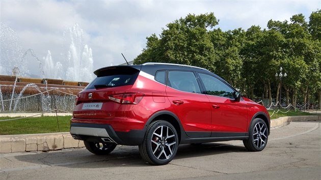 Seat Arona