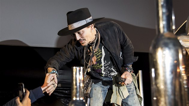 Johnny Depp na festivalu v Glastonbury (22. června 2017)