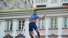 Praská tyka - Jan Kudlika zvítzil posedmé za sebou výkonem 570 centimetr.