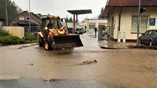 Situace kolem 9:30 v ulicích Vápenná a K Cementárn v praském Radotín (29....