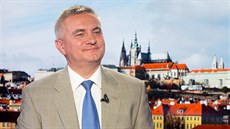 Kancléř Vratislav Mynář ve studiu iDNES.tv diskusního pořadu Rozstřel (20,...