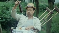 František Řehák skvěle zahrál zedníka Lorence v komedii Na samotě u lesa. V...