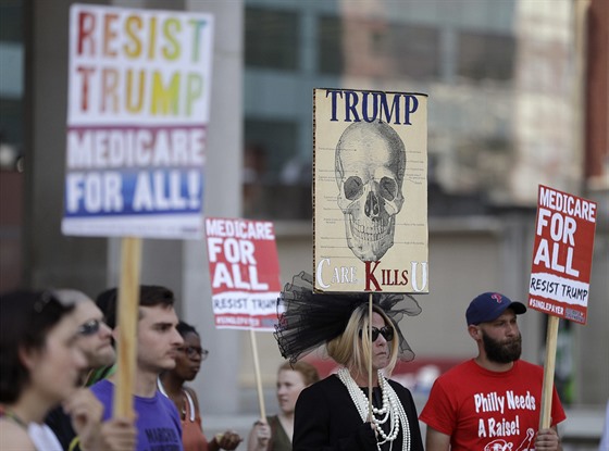 Protest proti rušení Obamacare. (27. června 2017)