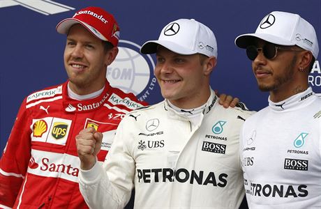Valtteri Bottas (uprosted) byl nejrychlej v kvalifikaci na Velkou cenu...