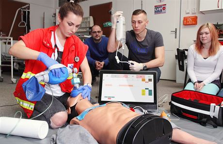 Nový software pouívají studenti druhého a tetího roníku oboru zdravotnický...