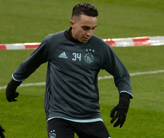 Záloník Abdelhak Nouri z Ajaxu Amsterodam.