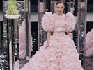 aty z poslední kolekce jaro léto 2017 módního domu Dior.