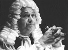 Herec Franti�ek �eh�k ve h�e Smrt v zahrad� Girardin� v roce 1988 v olomouck�m...