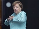 Nmecká kancléka Angela Merkelová eká na píjezd ínského prezidenta....