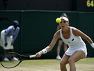 Agnieszka Radwaská v duelu 2. kola Wimbledonu.