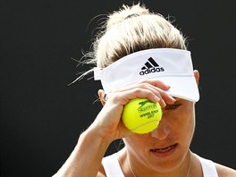 Angelique Kerberov bhem tetho kola Wimbledonu.