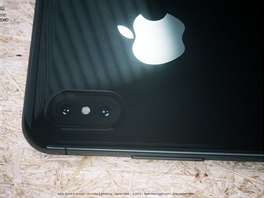 iPhone 8 podle designéra s eskými koeny