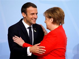 Vel pivtn prezidenta Francie Emmanuela Macrona s Angelou Merkelovou ped...