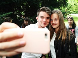 Youtubeři se na karlovarském festivalu setkali s fanoušky (4. července 2017).