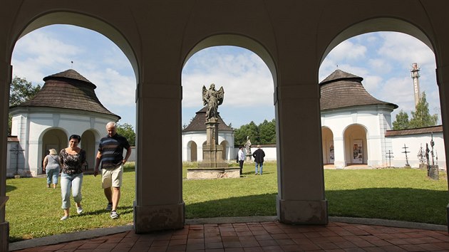 Dolní hřbitov se návštěvníkům otevřel také v den svátku sv. Cyrila a Metoděje.