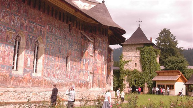 Moldovita je jeden z nejkrásnějších opevněných malovaných klášterů Bukoviny.