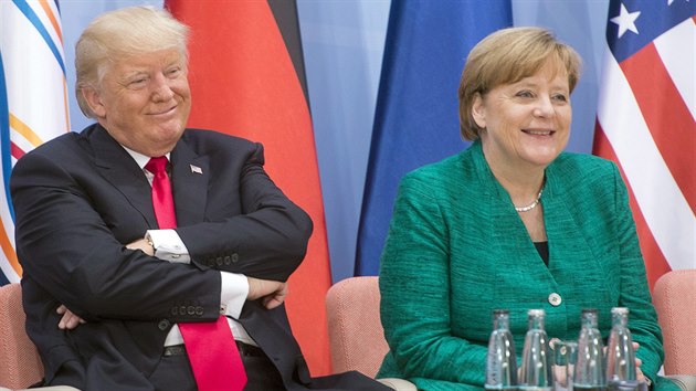 Americk prezident Donald Trump a nmeck kanclka Angela Merkelov na summitu G20 v Hamburku.