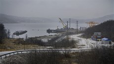 Úloit vyhoelého jaderného odpadu v zátoce Andrejeva na ruském poloostrov...