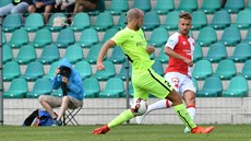 Du�an �vento (vpravo) v p�ípravném utkání proti �ilin�.
