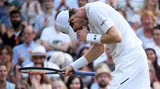 Brit Andy Murray během třetího kola Wimbledonu.