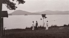 Máchovo jezero na zaátku 20. století a v souasnosti