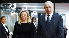 Izraelský pedseda Benjamin Netanjahu se svou chotí Sarou.