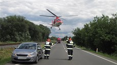 Nehoda dvou aut u Zaové na Vsetínsku. Spolujezdkyn z erného fordu zemela,...