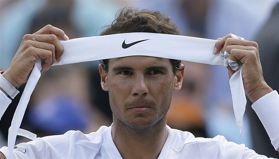 panl Rafael Nadal si nandavá elenku ped osmifinále Wimbledonu.