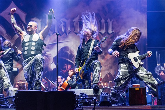 Sabaton s Filharmonií Bohuslava Martin (Masters of Rock, Vizovice, 2017)