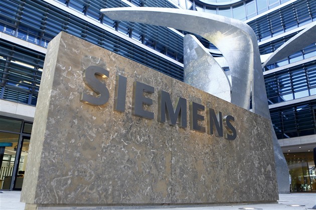 Na Krymu se objevily turbíny Siemens, firma porušení sankcí odmítá
