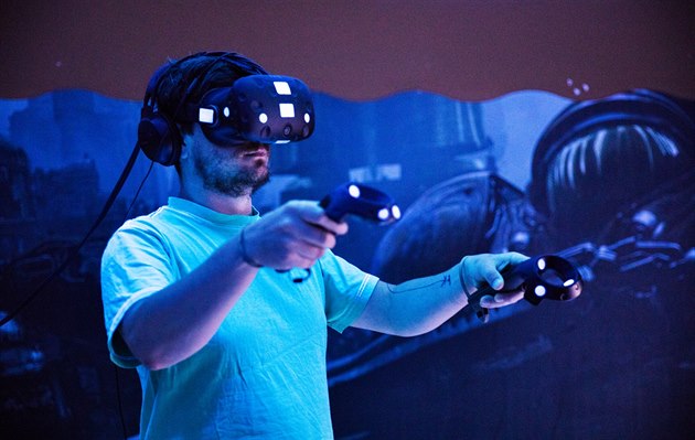 Vlnu zájmu o virtuální realitu obnovilo zaízení Oculus Rift, které pilo na...