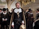 Herec Karel Dobrý bhem natáení filmu Defenestrace (2018)