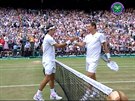 Tomá Berdych prohrál v semifinále Wimbledonu se  výcarem Rogerem Federerem